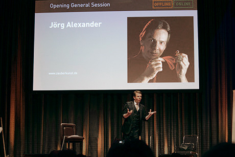 joerg-alexander-zauberkunst-bezaubernde-firmenevents-01